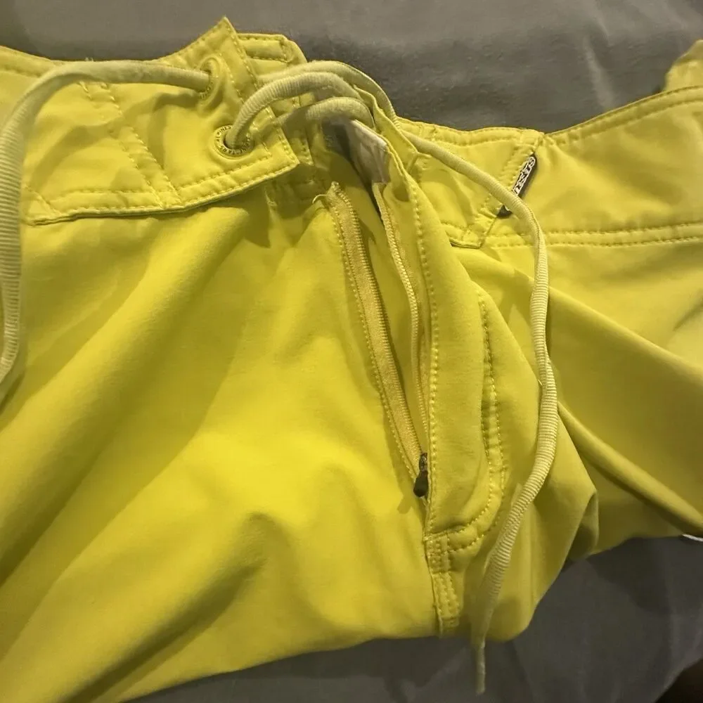 Y2K Alpinestars Board Shorts Mens 34 Colorblock Yellow Swim Trunks Striped